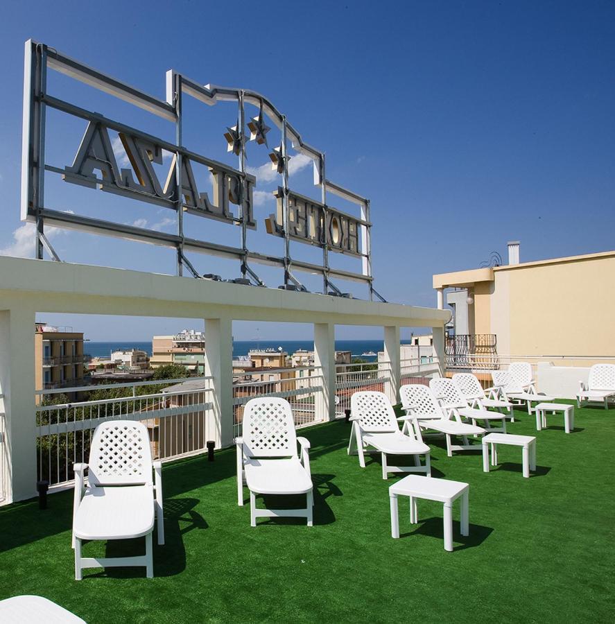 Hotel Plaza Gabicce Mare Exterior foto